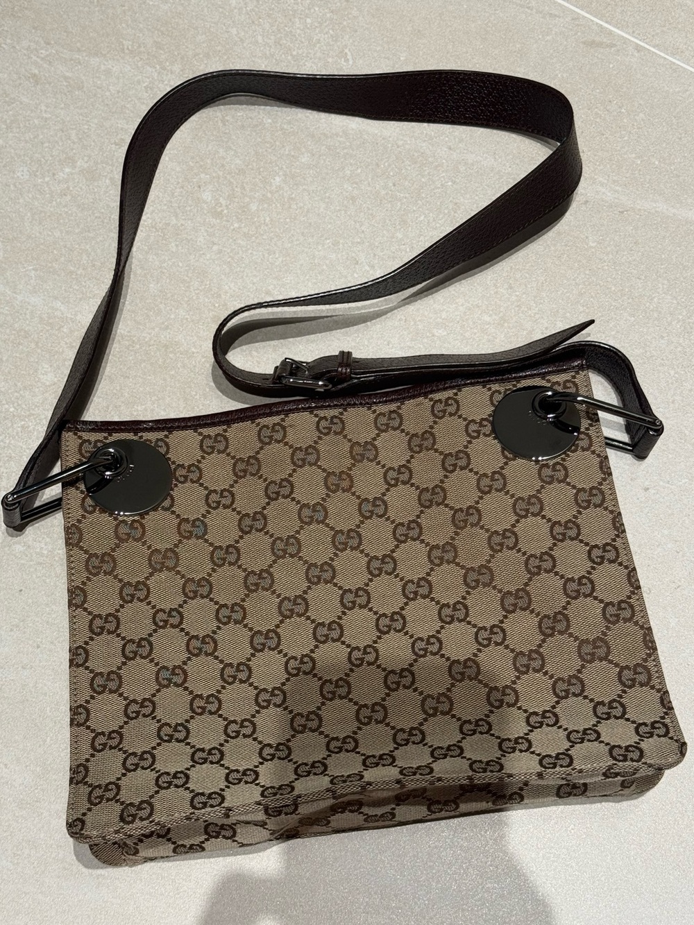 Vintage Gucci GG Monogram Canvas Ring Hardware Shoulder Bag Crossbody Y2K